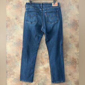 Women’s Levi Jeans